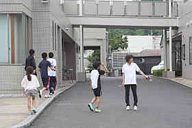 �m�����W