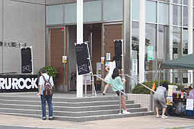 �m�����W