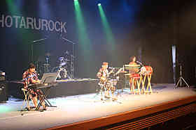 �m�����W