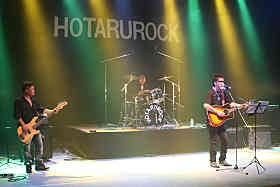 �m�����W