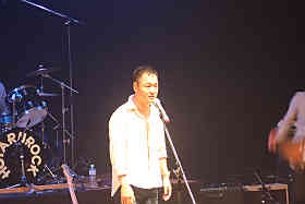 �m�����W