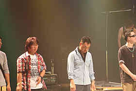 �m�����W